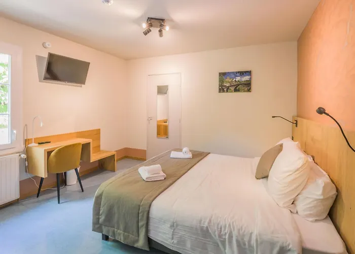 L\'Hotel Des Bains - Salles-La-Source
