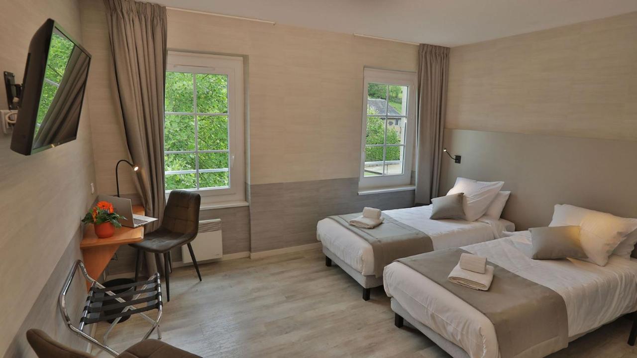 Hotel L'hotel Des Bains - Salles-la-Source