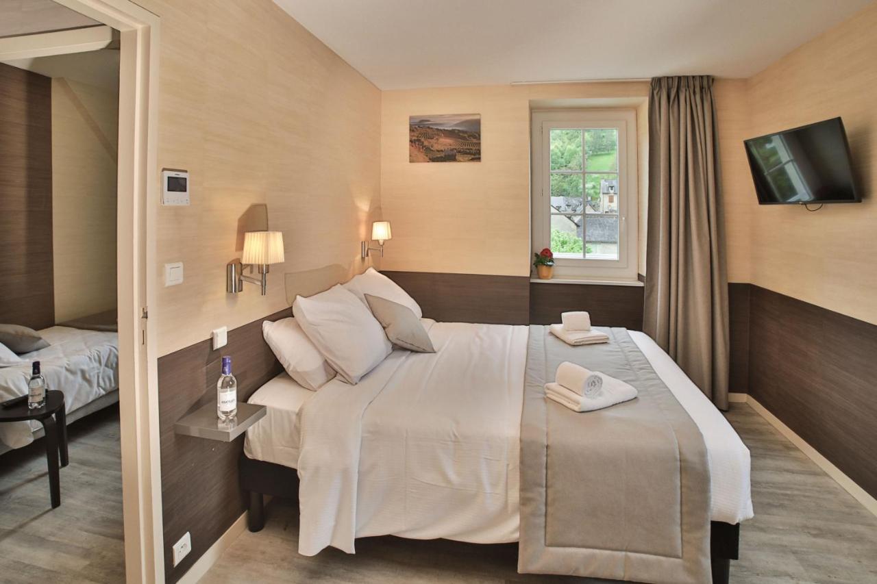 L'hotel Des Bains - Salles-la-Source